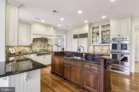 Kitchen - 486 Church Rd, Devon, PA 19333 photo 2 of 7