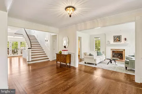 Entry Way - 486 Church Rd, Devon, PA 19333 photo 3 of 11