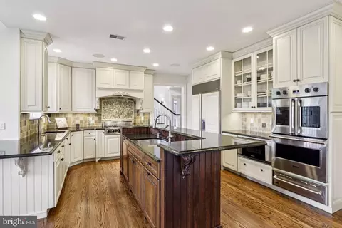Kitchen - 486 Church Rd, Devon, PA 19333 photo 5 of 7