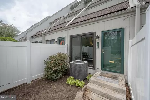 575 Summit House #575, West Chester, PA 19382