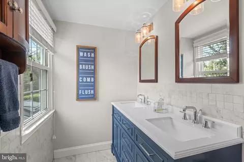 Bath - 251 Rosedale Ave, Wayne, PA 19087 photo 6 of 6