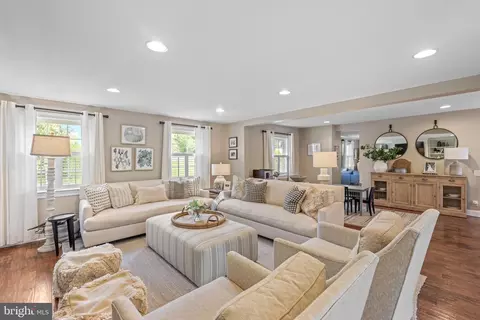 Living - 251 Rosedale Ave, Wayne, PA 19087 photo 1 of 1