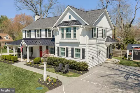 Exterior - 251 Rosedale Ave, Wayne, PA 19087 photo 5 of 14