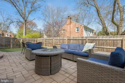 Exterior - 251 Rosedale Ave, Wayne, PA 19087 photo 10 of 14