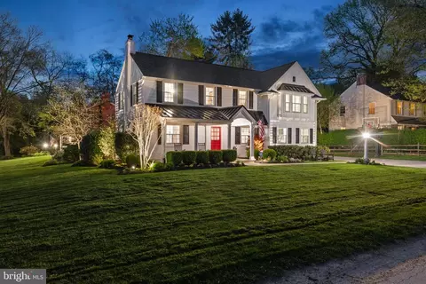 Exterior - 251 Rosedale Ave, Wayne, PA 19087 photo 4 of 14