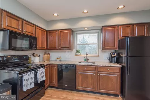 Kitchen - 650 N Valley Forge Rd, Devon, PA 19333 photo 5 of 5