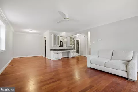 Living - 427 Drummers Ln #427, Wayne, PA 19087 photo 4 of 4
