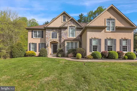 1869 Saint Peters Rd, Pottstown, PA 19465