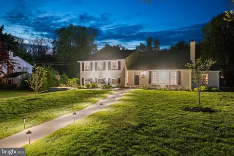Exterior - 1442 Potter Ln, Wayne, PA 19087 photo 13 of 14