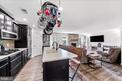 515 Boyce St, Coatesville, PA 19320