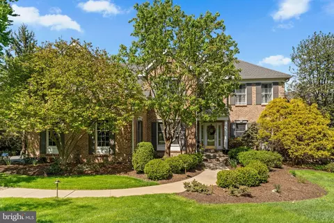 120 Pembrooke Cir, Phoenixville, PA 19460