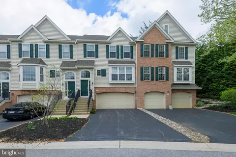 Exterior - 228 Cherry Ln, Kennett Square, PA 19348 photo 2 of 5