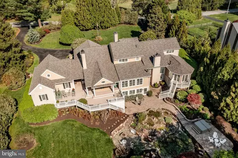 922 Sconnelltown Rd, West Chester, PA 19382