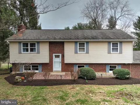 1822 Little Conestoga Rd, Elverson, PA 19520