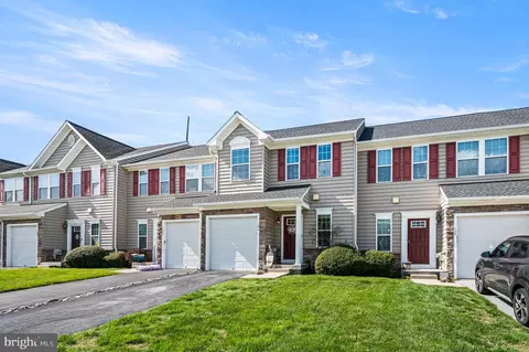 181 Tulsk Rd, Avondale, PA 19311