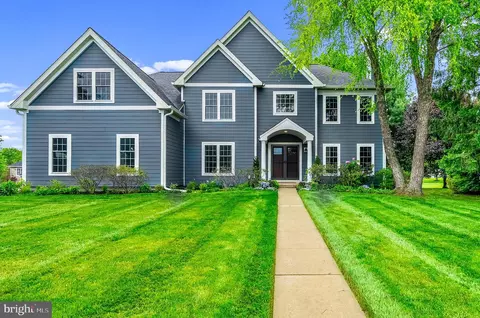 309 Rose Glen Ln, Kennett Square, PA 19348