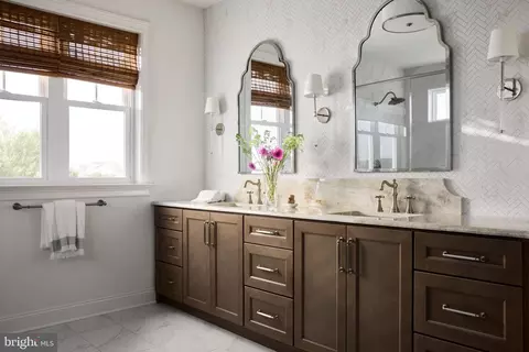 Bath - 214 Sugartown Rd, Devon, PA 19333 photo 1 of 1