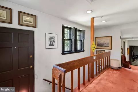 Entry Way - 381 E Swedesford Rd, Wayne, PA 19087 photo 4 of 7