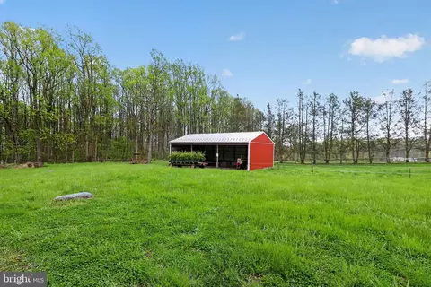 192 Hibernia Rd, Coatesville, PA 19320