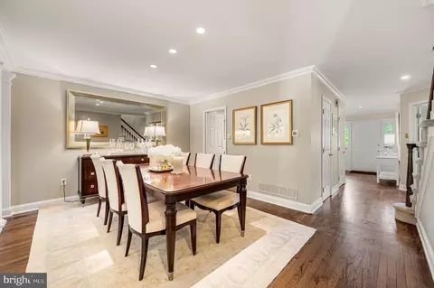 Dining - 36 Wingstone Ln #36, Devon, PA 19333 photo 2 of 4