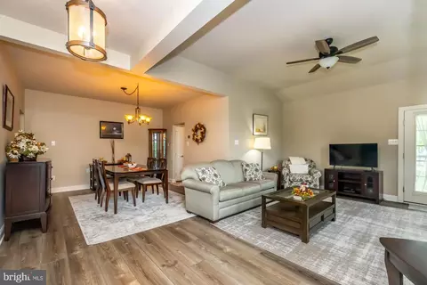 1105 Hulnick Rd #438-77, Coatesville, PA 19320
