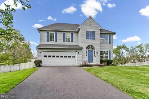 212 Sheffield Ln, Oxford, PA 19363
