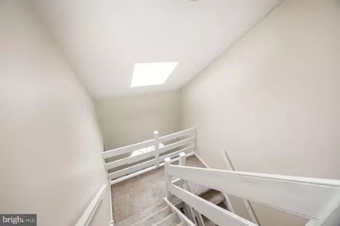 Entry Way - 32 Cabot Ct, Chesterbrook, PA 19087 photo 3 of 4