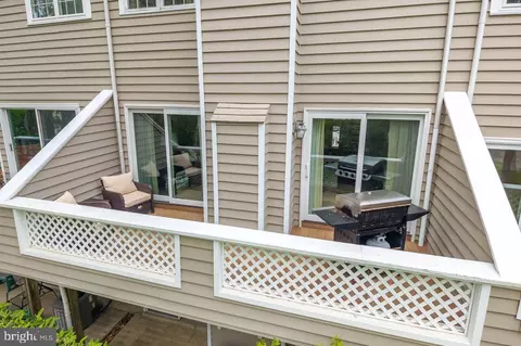 Exterior - 32 Cabot Ct, Chesterbrook, PA 19087 photo 2 of 5