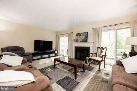 Living - 32 Cabot Ct, Chesterbrook, PA 19087 photo 2 of 3