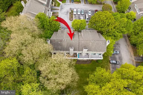View/Area - 32 Cabot Ct, Chesterbrook, PA 19087 photo 2 of 6