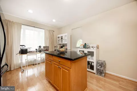Kitchen - 32 Cabot Ct, Chesterbrook, PA 19087 photo 2 of 3
