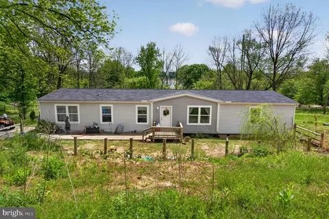 3852 Upper Valley Rd, Parkesburg, PA 19365