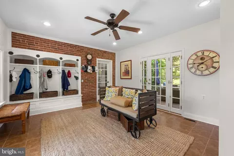 Entry Way - 207 Anthony Wayne Dr, Wayne, PA 19087 photo 1 of 3
