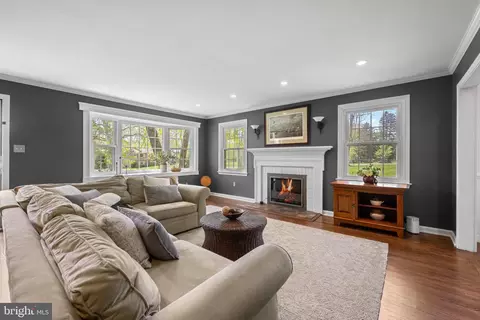 Living - 207 Anthony Wayne Dr, Wayne, PA 19087 photo 1 of 3