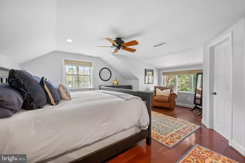 Bedroom - 207 Anthony Wayne Dr, Wayne, PA 19087 photo 6 of 9