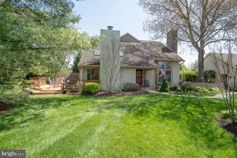 471 Chandlee Dr, Berwyn, PA 19312