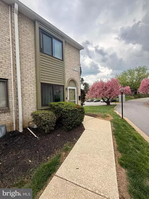 1110 Valley Dr #1110, West Chester, PA 19382