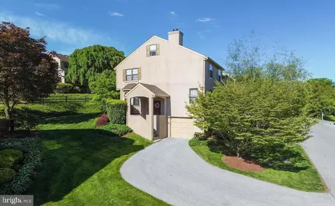 2105 Stoneham Dr #2105A, West Chester, PA 19382