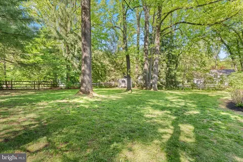 Exterior - 213 Spencer Rd, Devon, PA 19333 photo 4 of 6