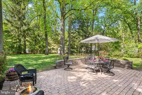 Exterior - 213 Spencer Rd, Devon, PA 19333 photo 2 of 6