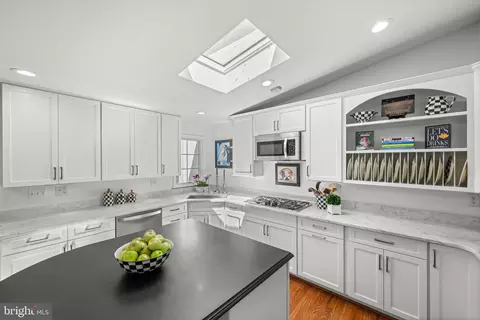 Kitchen - 213 Spencer Rd, Devon, PA 19333 photo 2 of 3