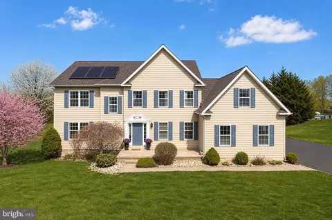 381 Brianna Cir, Pottstown, PA 19465