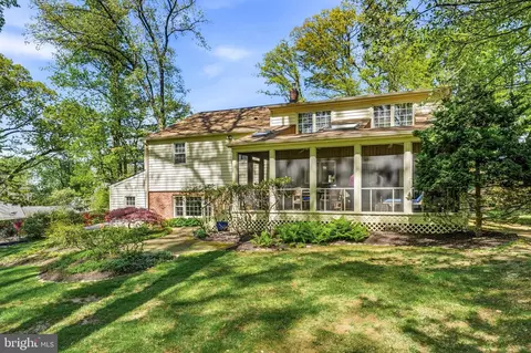 Exterior - 388 Castlewood Dr, Devon, PA 19333 photo 12 of 14