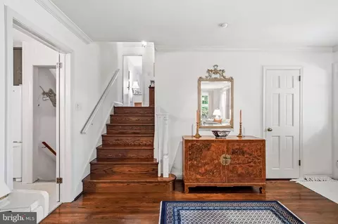 Entry Way - 388 Castlewood Dr, Devon, PA 19333 photo 2 of 5