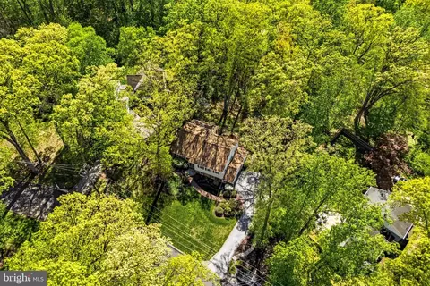 View/Area - 388 Castlewood Dr, Devon, PA 19333 photo 1 of 1