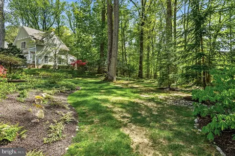 Exterior - 388 Castlewood Dr, Devon, PA 19333 photo 14 of 14