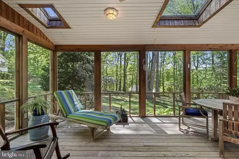 Exterior - 388 Castlewood Dr, Devon, PA 19333 photo 7 of 14