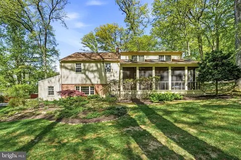 Exterior - 388 Castlewood Dr, Devon, PA 19333 photo 13 of 14