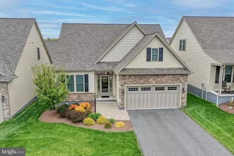 814 Summer Breeze Path, Cochranville, PA 19330