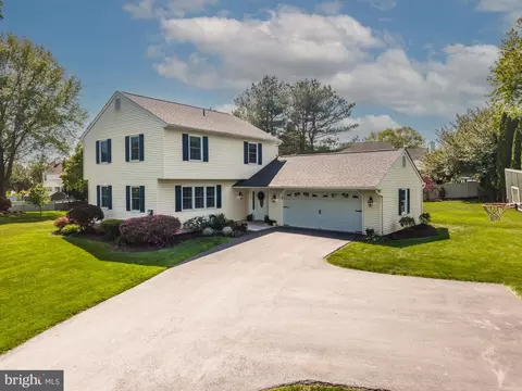 111 Canter Ln, Glenmoore, PA 19343